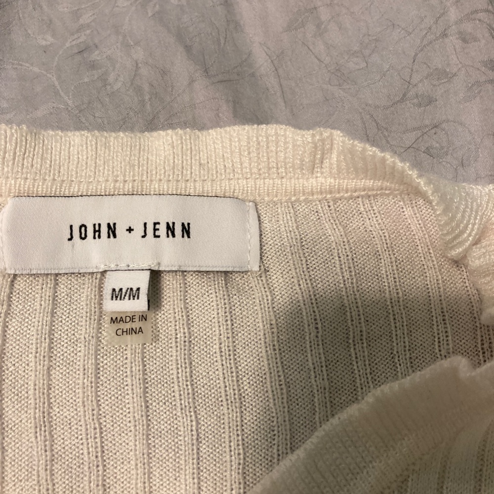 White sweater - Picture 2 of 4